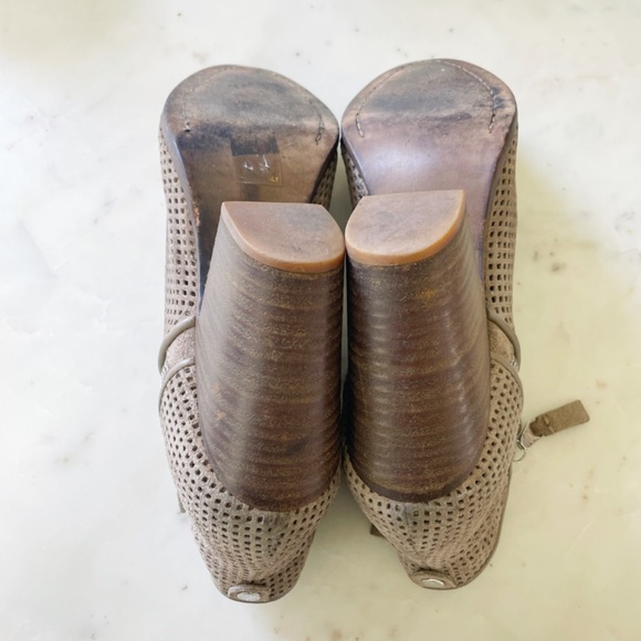 Rag & Bone Gray Tan Suede Margot Perforated Chunky Heel Ankle Booties - Picture 7 of 13